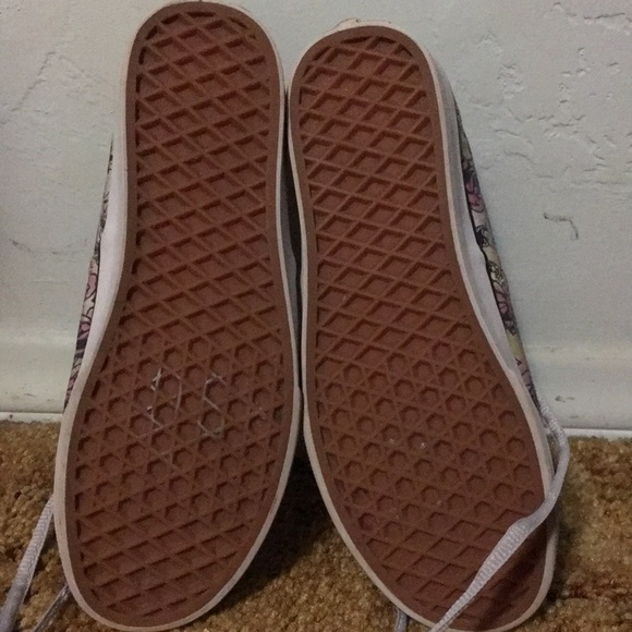 Disney Minnie Mouse Vans - Picture 3 of 5